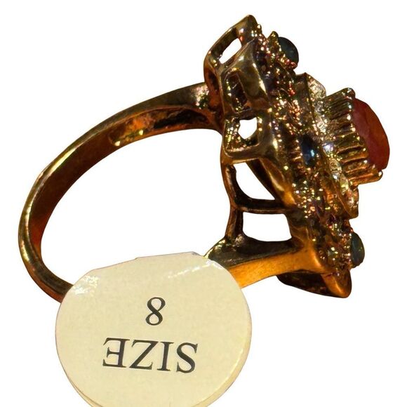 Fashion jewelry Gold tone and red round center stone Statement Ring size8 - Picture 6 of 6